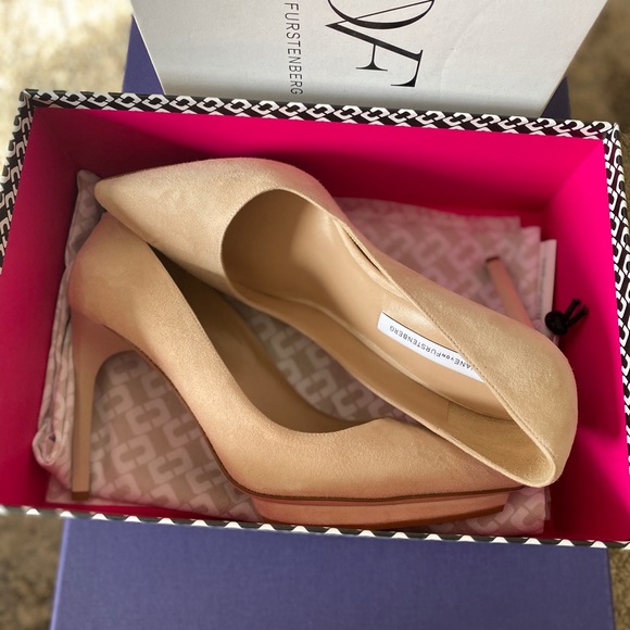 High heel suede shoes - Picture 3 of 3